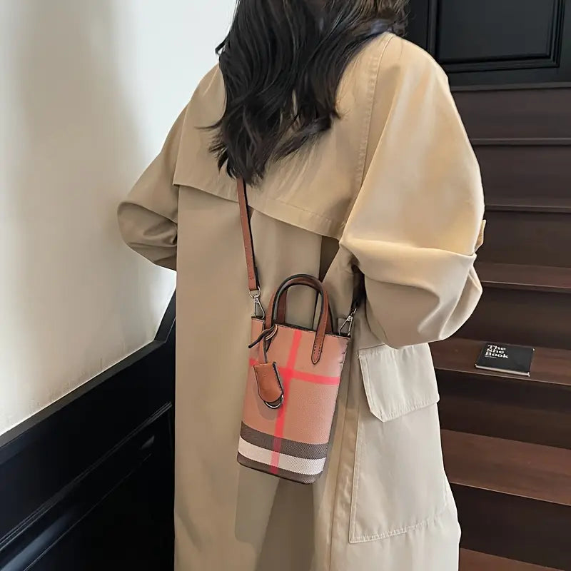 Handbag Donna Premium a Contrasto di Colori – Stile Europeo Elegante e Sofisticato