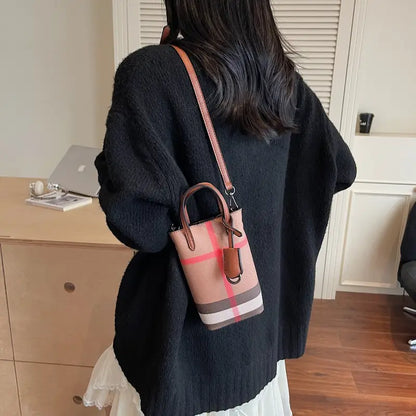 Handbag Donna Premium a Contrasto di Colori – Stile Europeo Elegante e Sofisticato