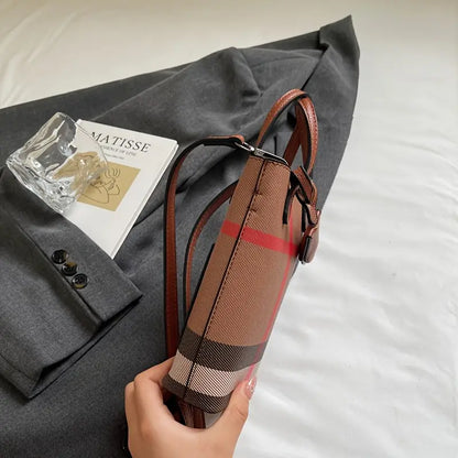 Handbag Donna Premium a Contrasto di Colori – Stile Europeo Elegante e Sofisticato