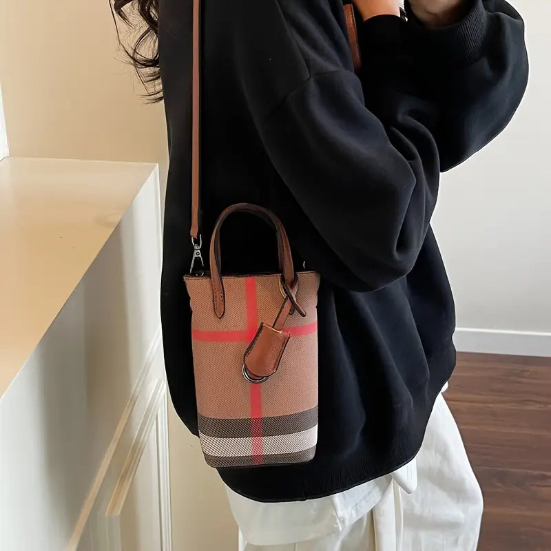 Handbag Donna Premium a Contrasto di Colori – Stile Europeo Elegante e Sofisticato